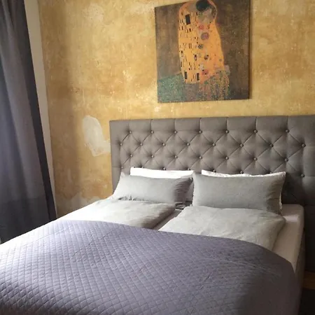 - Bonn Apartment *